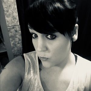 Meet your Posher, Melissa